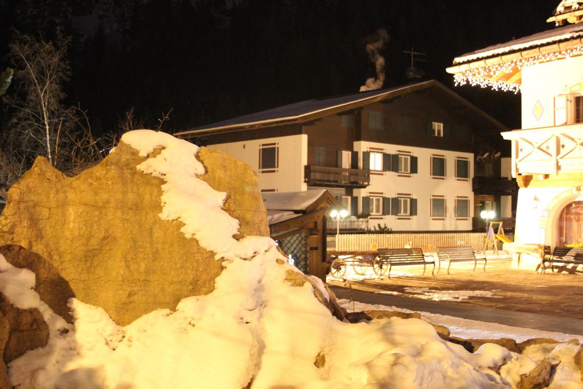 Appartamento Niki Campitello Campitello di Fassa Kültér fotó